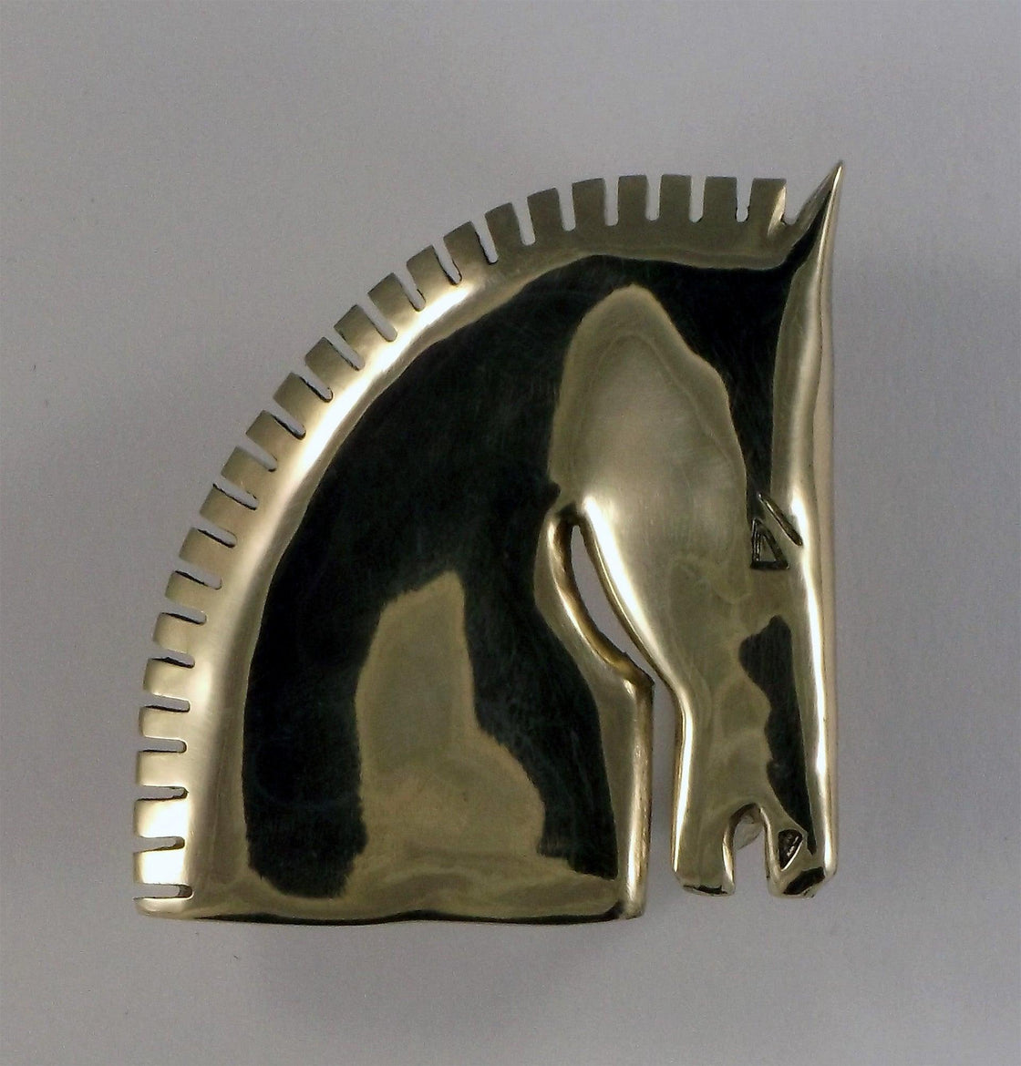 Contemporary Horse Buckle - Tempi Design Studio